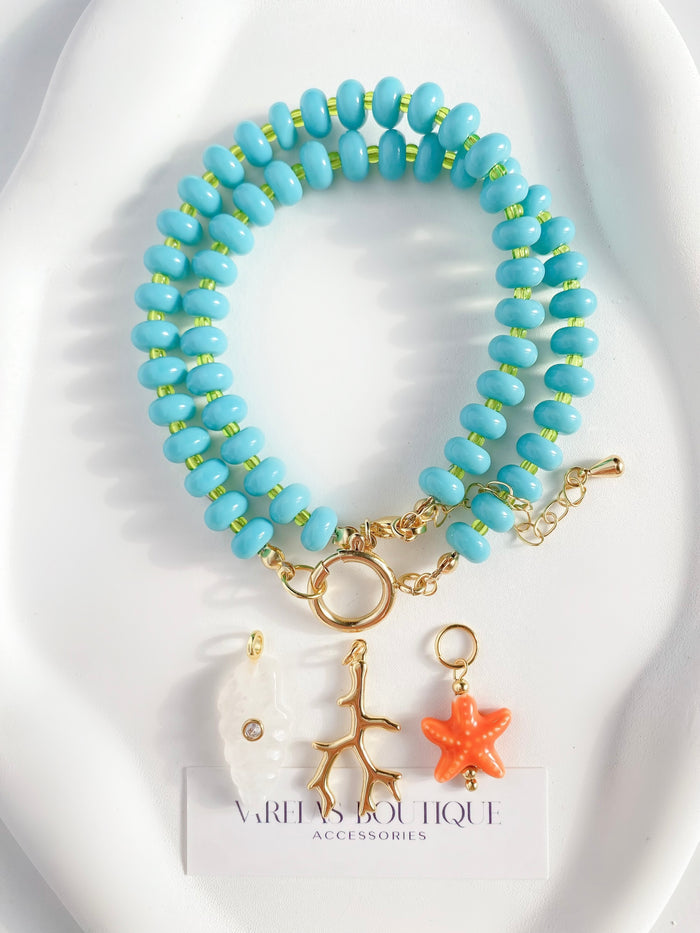 Cala azul necklace