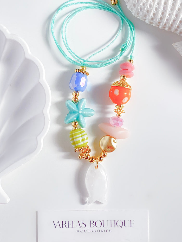 Caza y pesca necklace