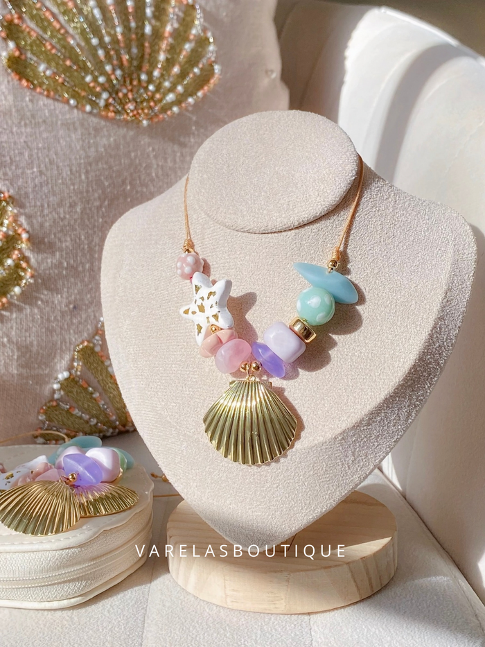 Costa menta necklace