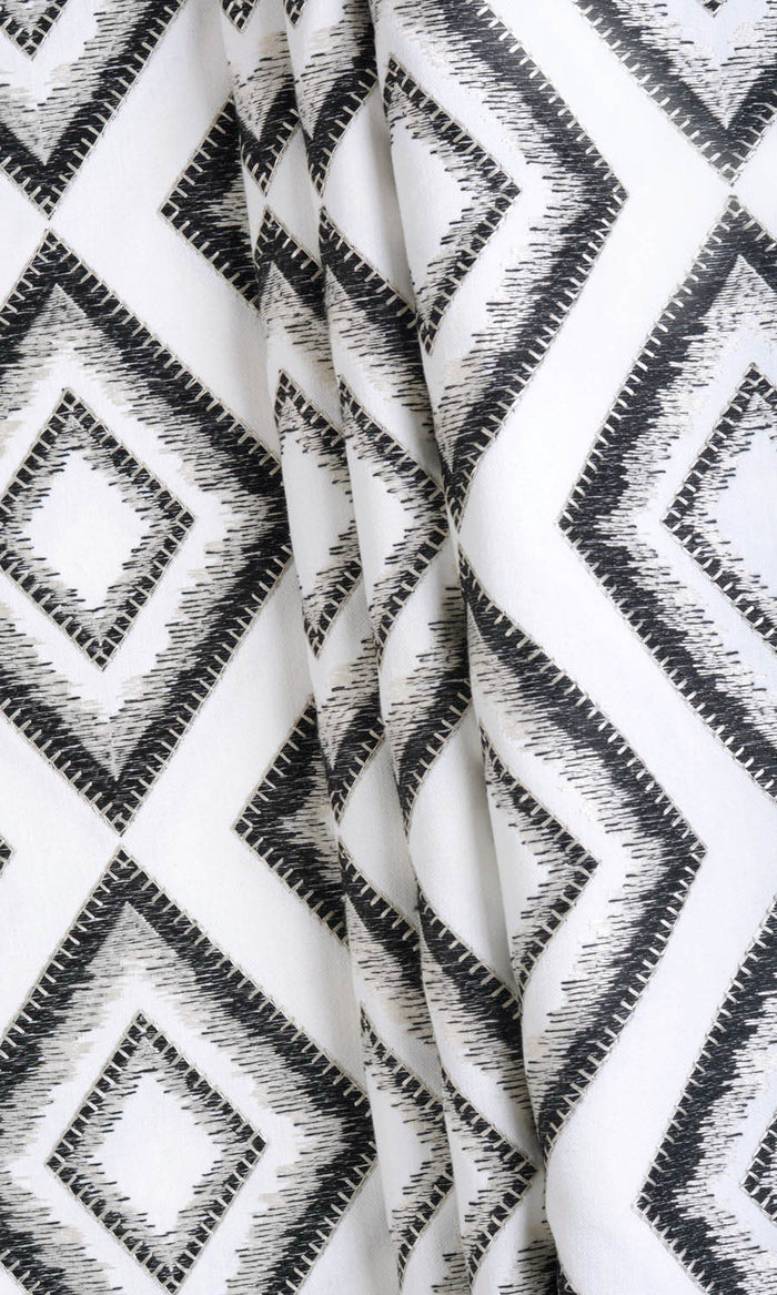 Geometric Patterned Home Textile Fabric Material By the Metre (White/ Black)