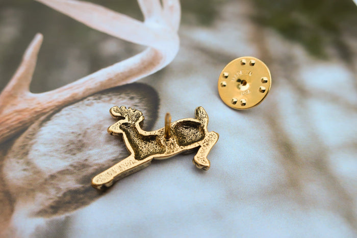Deer Gold Lapel Pin