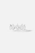 APM Ring in rhodium finish, a delicate crown of shimmering brilliance.