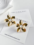 Flora studs