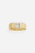 APM Ring in gold color, sculpted elegance with a luminous solitaire touch.