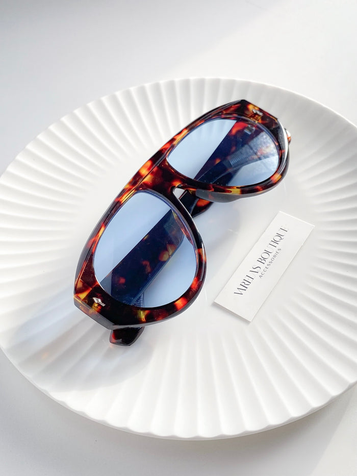 Leopard glasses