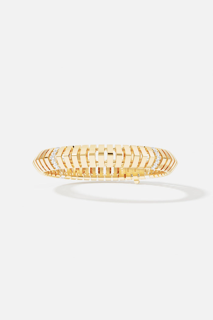 APM Monaco bracelet in golden color, a bold rhythm of modern elegance.