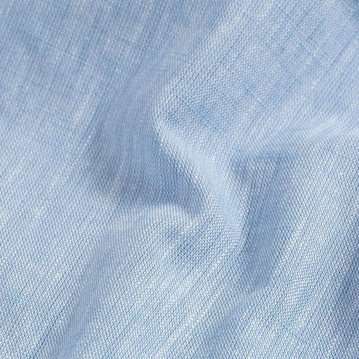 Light blue Sandoval oxford chambray fabric texture closeup - Ledbury slub cotton weave detail