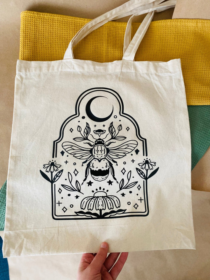 Tote Bag Beehive Motive