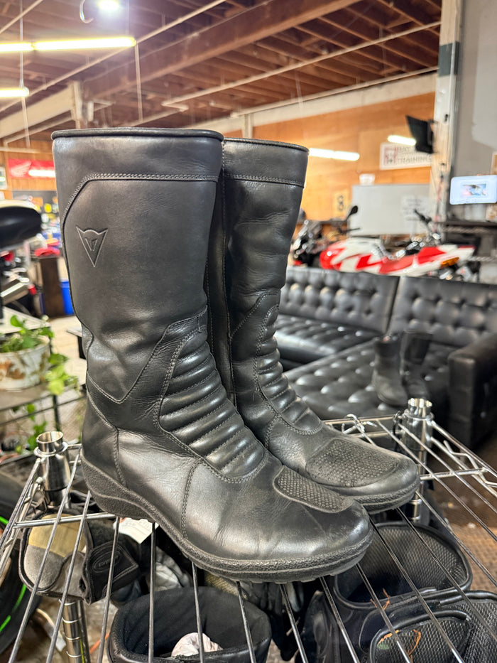 Women’s Dianese Boots